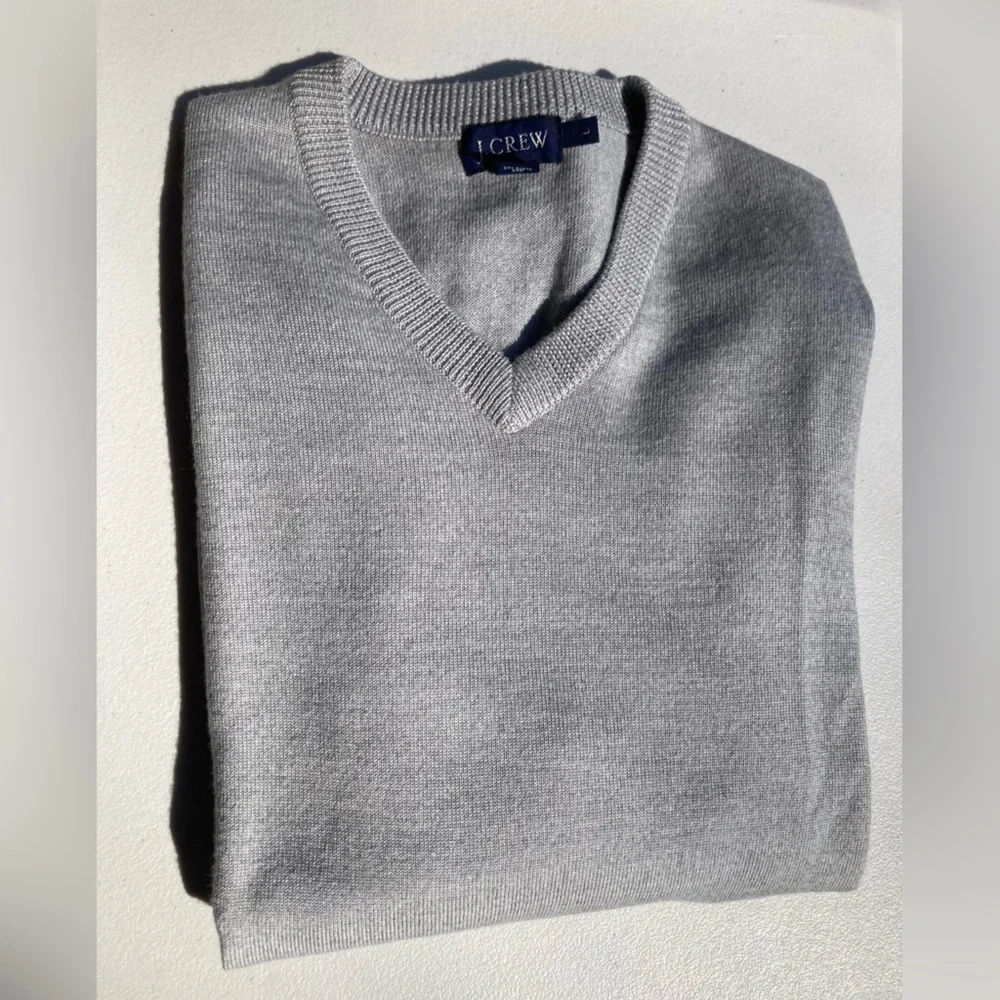 J Crew 100% Wool Gray V Neck Sweater